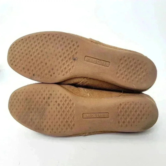 Minnetonka Brown Suede Ankle Moccassin Booties - 7.5 - Picture 4 of 9